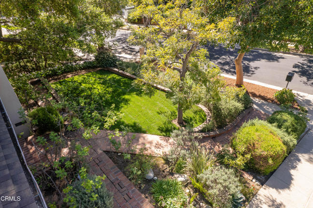 Detail Gallery Image 33 of 34 For 524 Glen Holly Dr, Pasadena,  CA 91105 - 2 Beds | 2 Baths