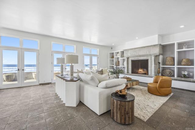 Detail Gallery Image 6 of 75 For 1716 Ocean Front, Del Mar,  CA 92014 - 6 Beds | 6 Baths