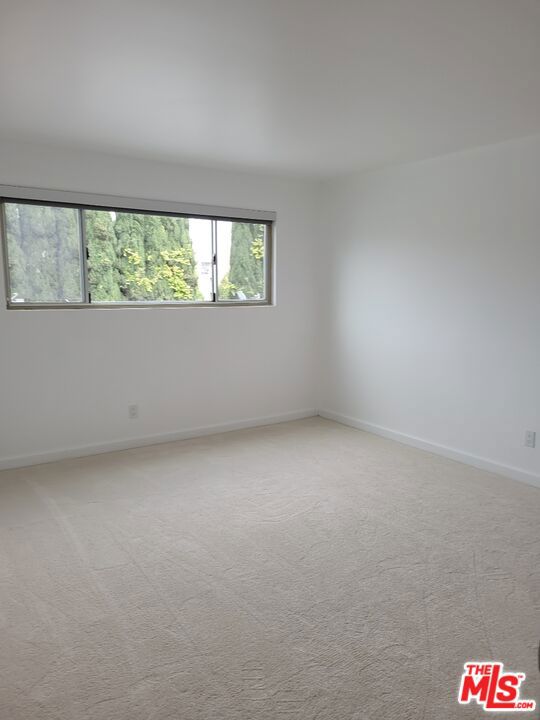 9955 Durant, Beverly Hills CA: https://media.crmls.org/mediaz/2393844c-c865-4338-ad02-17ad89a50b12.jpg