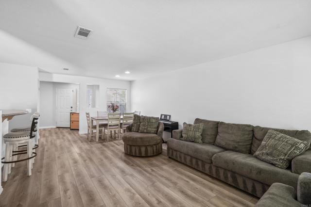 Image 9 of 30 For 5005 Codorniz Way 6