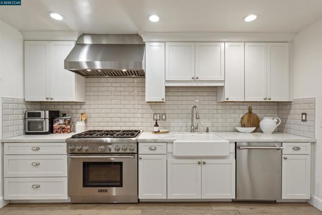 273 Valle Vista Dr, Danville CA: https://media.crmls.org/mediaz/23954993-b5b7-4f77-95cd-d4de11a17269.jpg