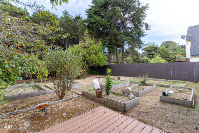 170 Hocker Lane, Fort Bragg CA: https://media.crmls.org/mediaz/23954e5d-a531-43b7-87b9-0eea1ccaf71c.jpg