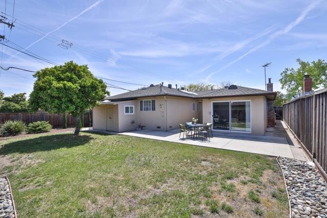 6509 Devonshire Drive, San Jose CA: https://media.crmls.org/mediaz/2395bec1-18b3-45aa-b375-e45dd26aabcf.jpg