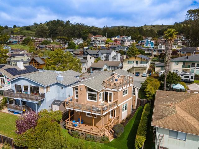127 Madrona Avenue, El Granada CA: https://media.crmls.org/mediaz/239712f2-9cf8-4c5b-be8f-2542c5808b87.jpg