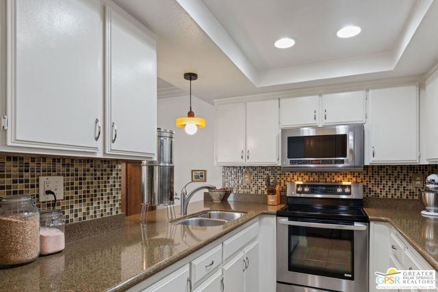 280 S Avenida Caballeros #108, Palm Springs, CA 92262