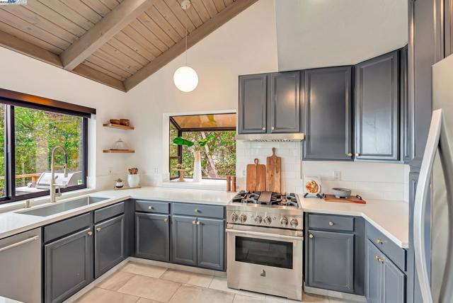 1106 Besito Ave, Berkeley CA: https://media.crmls.org/mediaz/239796d0-dfcc-4b2c-9e3b-debbdd4466ff.jpg