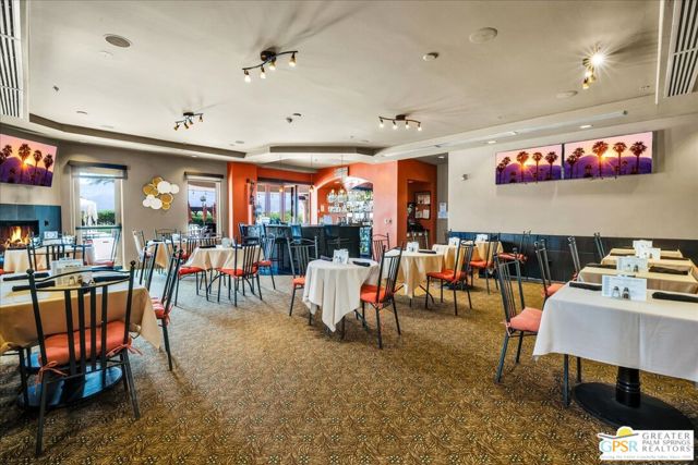 2010 Via San Martino, Palm Desert CA: https://media.crmls.org/mediaz/2397d866-ccf4-4283-8a2a-45ed01b62538.jpg