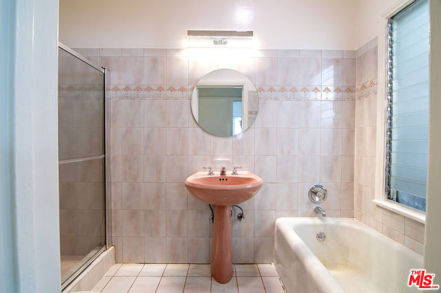 358 N Ogden Drive, Los Angeles CA: https://media.crmls.org/mediaz/23991931-d23c-4fe1-890c-7999ecd45449.jpg