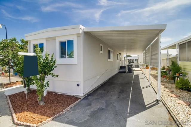 410 S First, El Cajon CA: https://media.crmls.org/mediaz/23996334-096e-45ae-bdbb-e94e5362a51a.jpg