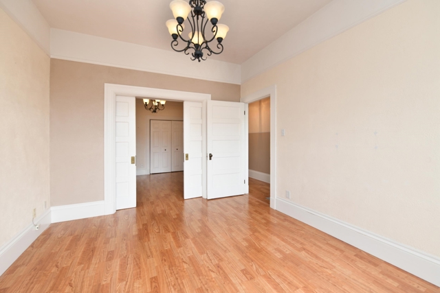 Image 5 of 24 For 4368 23rd St