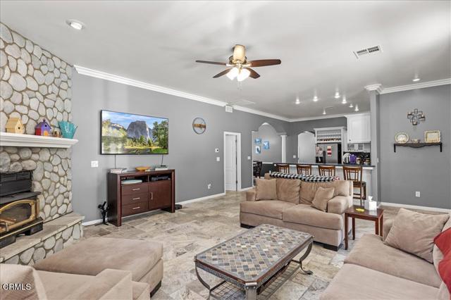 Detail Gallery Image 18 of 69 For 26050 Cumberland Rd, Tehachapi,  CA 93561 - 4 Beds | 3 Baths