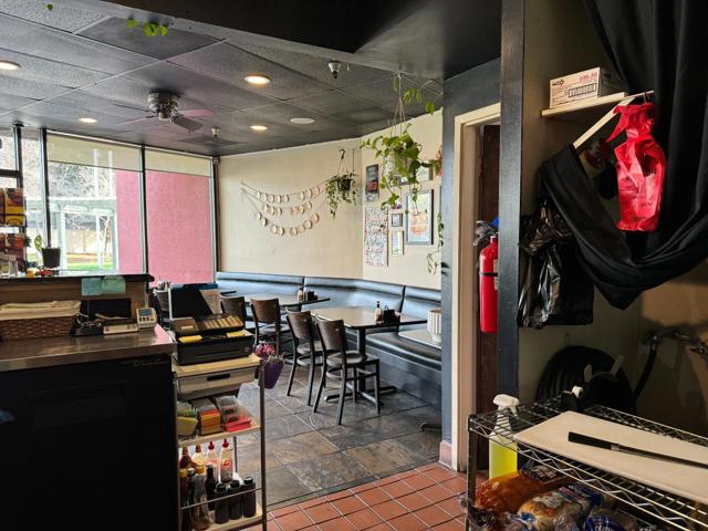 1688 1688 Decoto Road, Union City CA: https://media.crmls.org/mediaz/239b085f-d260-49d8-bc55-c9dba5071e69.jpg