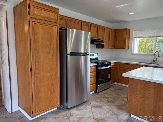 Detail Gallery Image 6 of 19 For 635 Woodward St a,  San Marcos,  CA 92069 - 2 Beds | 2 Baths