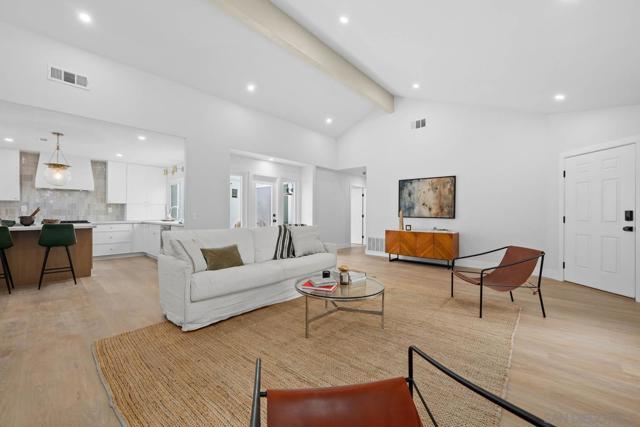 4912 Keos Way, Oceanside CA: https://media.crmls.org/mediaz/239c1ad6-eada-4591-a71d-4115d0fc57ae.jpg