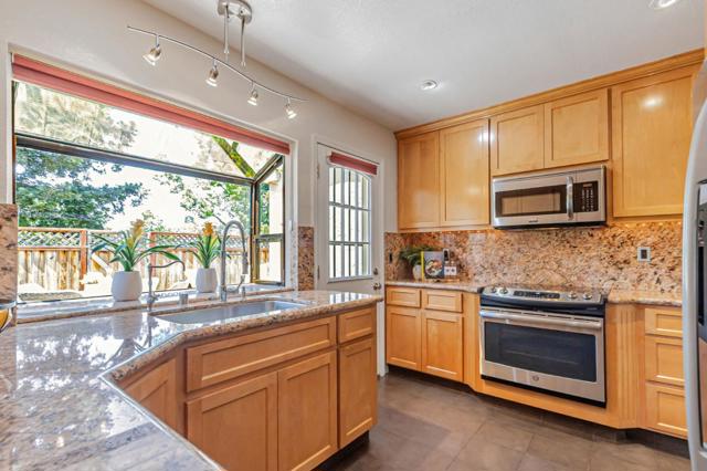 6579 Cooperage Court, San Jose CA: https://media.crmls.org/mediaz/239de626-cd04-4c7c-92b3-f802f9643750.jpg