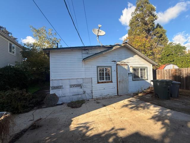65 East Second Street, Morgan Hill CA: https://media.crmls.org/mediaz/239e9410-c454-4f76-86f2-fe020f209483.jpg