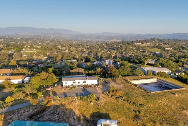 Detail Gallery Image 39 of 52 For 4010 Calle De Sueno, Fallbrook,  CA 92028 - 3 Beds | 2 Baths