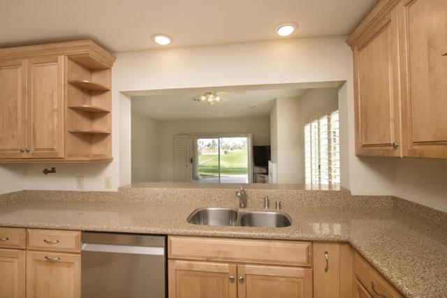 705 Vista Lago Circle N, Palm Desert, CA 92211