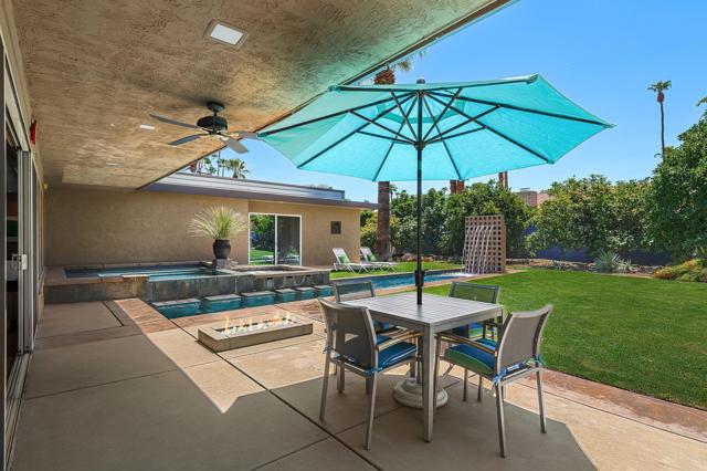1175 E Cactus Road, Palm Springs CA: https://media.crmls.org/mediaz/23a04ff0-4943-46e7-a57a-0aca26068644.jpg