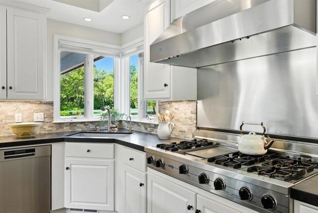 356 Covington Road, Los Altos CA: https://media.crmls.org/mediaz/23a05bb9-df61-436c-a8b9-a15fd34853f6.jpg