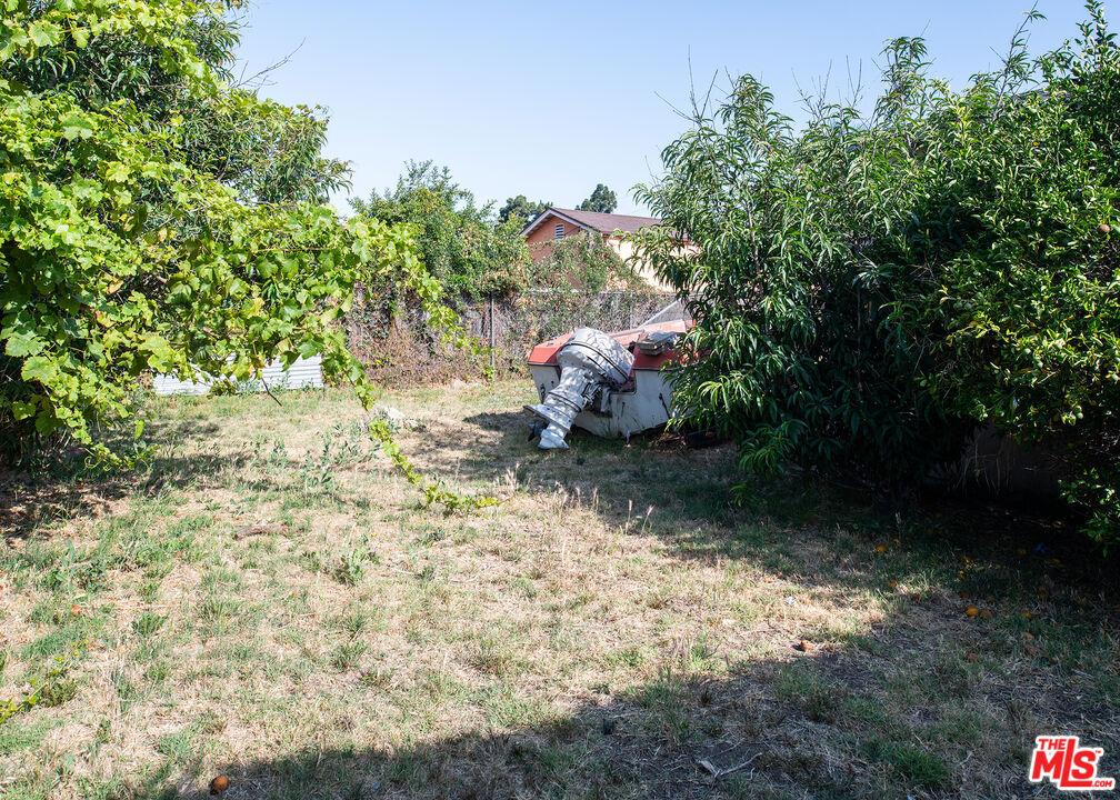 https://media.crmls.org/mediaz/23a26fc4-38c0-49f8-9862-b623a5dc7310.jpg?preset=X-Large