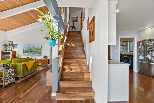 530 Santa Marguarita Drive, Aptos CA: https://media.crmls.org/mediaz/23a27db0-8b25-4b42-bdf5-9cedd6db6058.jpg