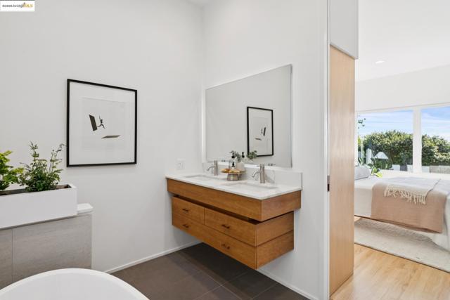 1069 Miller Ave, Berkeley CA: https://media.crmls.org/mediaz/23a41272-61e4-4c74-887f-28c12fe9e02b.jpg