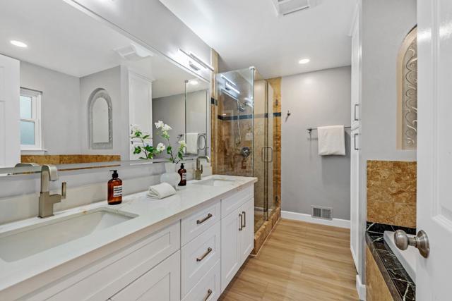 22562 Alcalde Road, Cupertino CA: https://media.crmls.org/mediaz/23a44033-5112-4869-8591-28569ee7a104.jpg