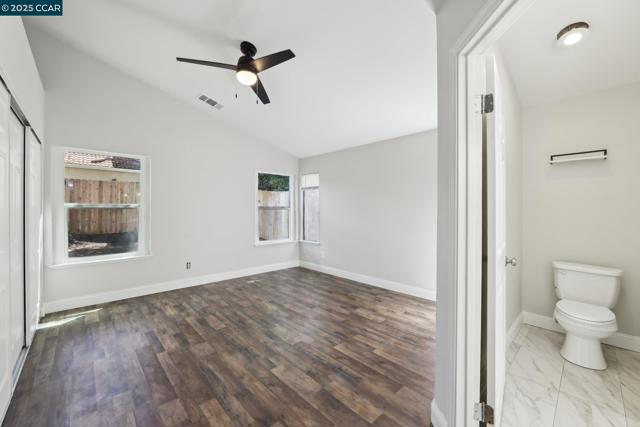 4464 Pampas Cir, Antioch CA: https://media.crmls.org/mediaz/23a451cd-6bfe-431b-9505-9dea2d2e6494.jpg