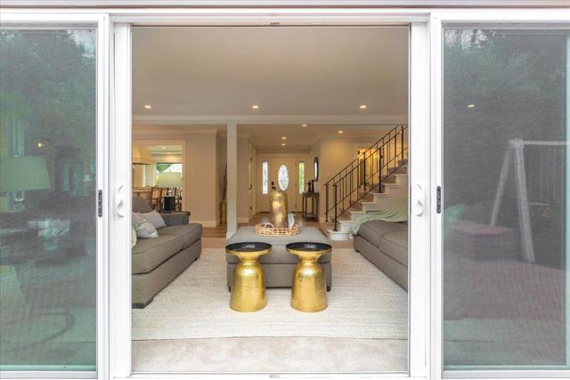 2013 Avignon Place, Half Moon Bay CA: https://media.crmls.org/mediaz/23a47361-392c-4894-b241-342424830c1d.jpg