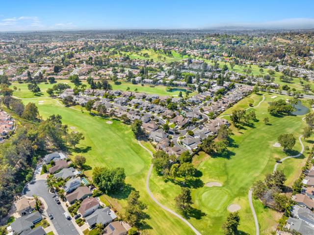 1894 Spyglass Cir, Vista CA: https://media.crmls.org/mediaz/23a4a846-8525-442a-aa82-34129fefe62b.jpg