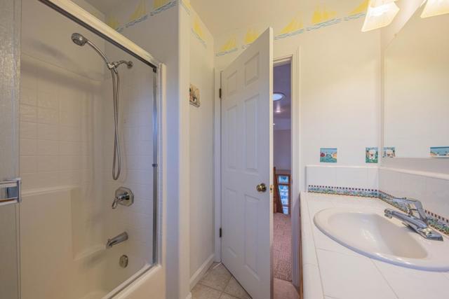 20160 Rock Springs Lane,  CA: https://media.crmls.org/mediaz/23a50701-5c6b-48a5-8b92-56bbf6762940.jpg