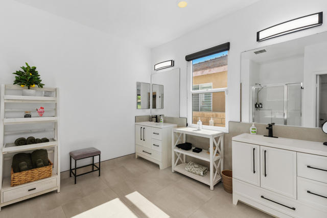 49489 Douglas Street, Indio CA: https://media.crmls.org/mediaz/23a5140d-947e-48da-b677-76777fb0ef76.jpg