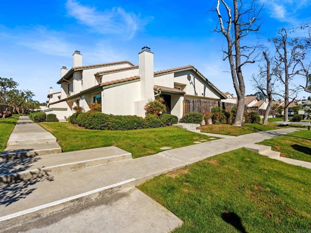 Detail Gallery Image 3 of 31 For 1007 Howard Ave #47,  Escondido,  CA 92029 - 2 Beds | 2 Baths