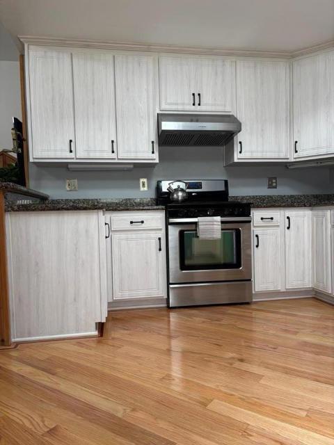 450 Bernstein Drive, Boulder Creek CA: https://media.crmls.org/mediaz/23a7770c-9298-4925-af39-a3ab61736c0f.jpg