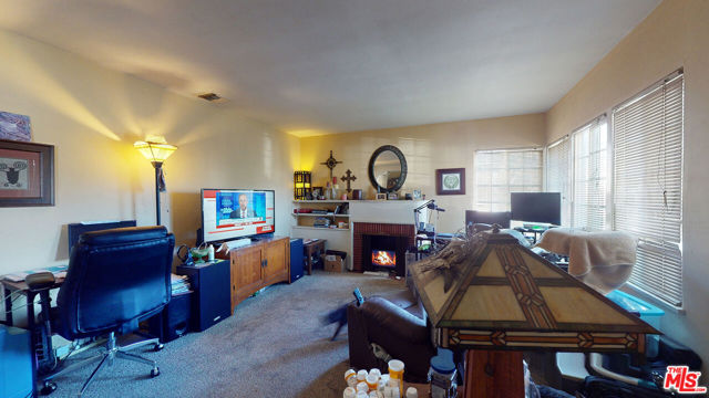 1321 North Screenland Drive photo 5