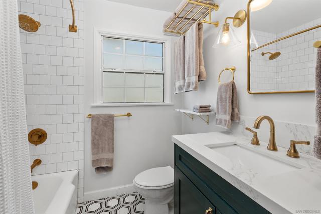 4744 49th St, San Diego CA: https://media.crmls.org/mediaz/23a81d1e-a950-469a-aeaf-ef5ceb08bede.jpg