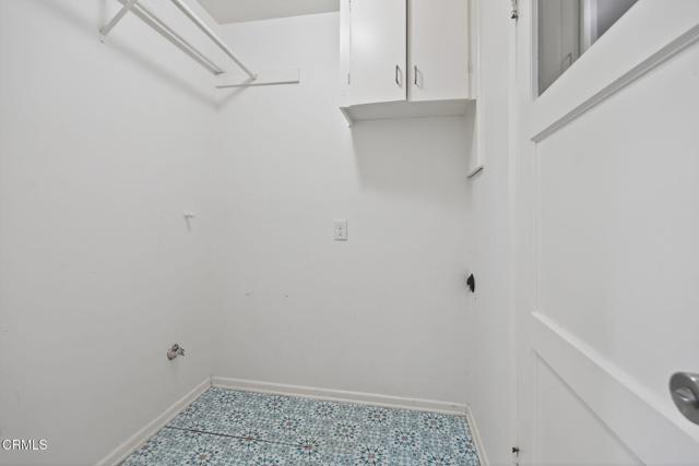 1211 Cruzero Street, Ojai CA: https://media.crmls.org/mediaz/23a829d9-6bd8-45c9-a350-90ae11677120.jpg