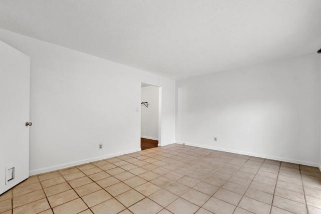 1091 Century Drive, Napa CA: https://media.crmls.org/mediaz/23a93c91-be36-49ea-bf91-914a6ee44d21.jpg