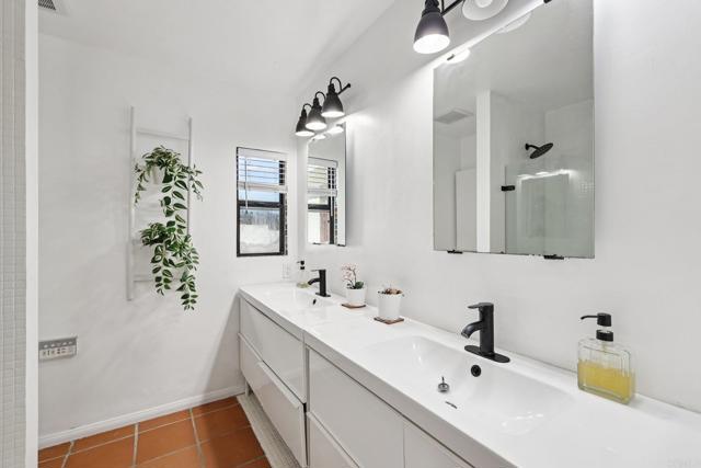 Detail Gallery Image 32 of 73 For 1761 Winterwarm Dr, Fallbrook,  CA 92028 - 5 Beds | 3 Baths