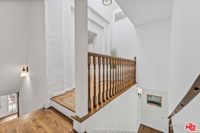217 17th Street, Santa Monica CA: https://media.crmls.org/mediaz/23ab9ce2-f114-4513-a993-0ec4c7de48ac.jpg