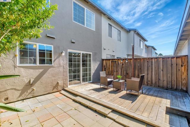 4312 Solano Way, Union City CA: https://media.crmls.org/mediaz/23ad2ee5-d525-48f1-b95b-4dc0f981ea37.jpg