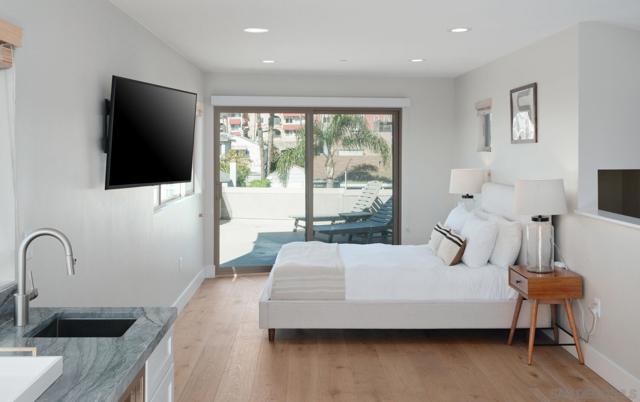 851 53 Sapphire, San Diego CA: https://media.crmls.org/mediaz/23ada1aa-3f9e-4383-b5da-c6724900bb0f.jpg