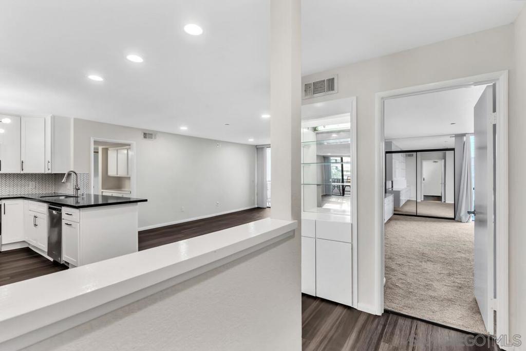 850 State St - photo 3