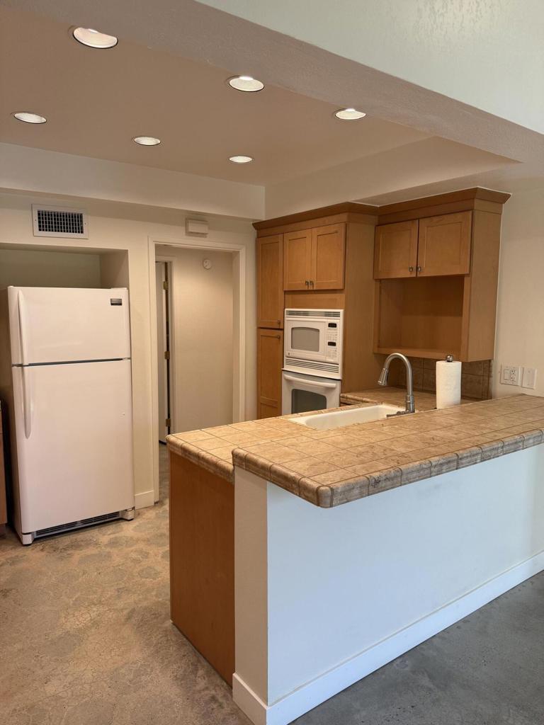 MLS #219133834PS image #4