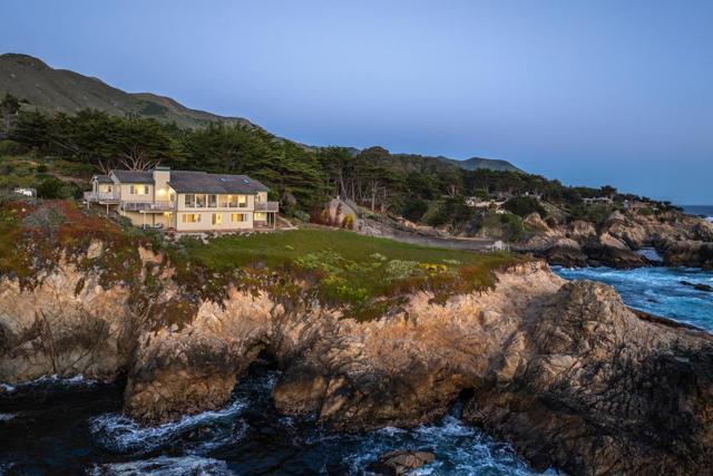 30530 Aurora Del Mar, Carmel CA: https://media.crmls.org/mediaz/23afc359-2eed-4c11-a899-956856c7d939.jpg