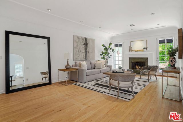 2515 EUCLID Street photo 4