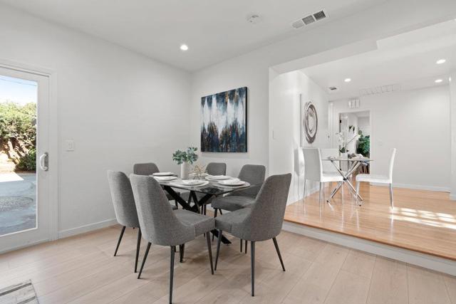 788 Mayten Tree Court, Sunnyvale CA: https://media.crmls.org/mediaz/23b0ed9f-46ee-450f-b3ee-0ab59d4a7a46.jpg