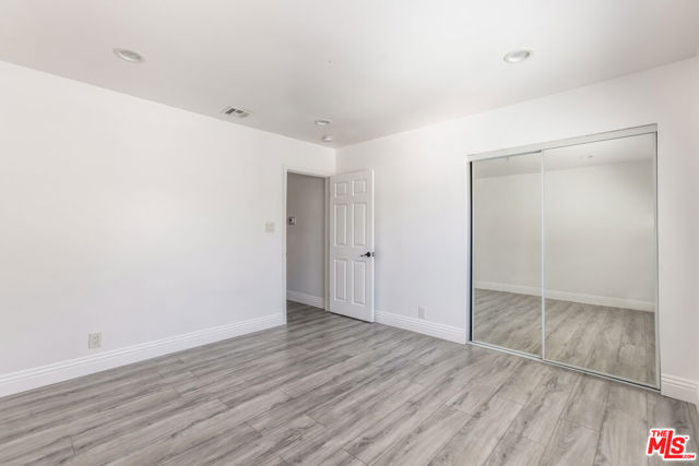 3921 S Victoria Avenue, Los Angeles CA: https://media.crmls.org/mediaz/23b2c566-0d5e-4dac-b027-4d34891a3b89.jpg