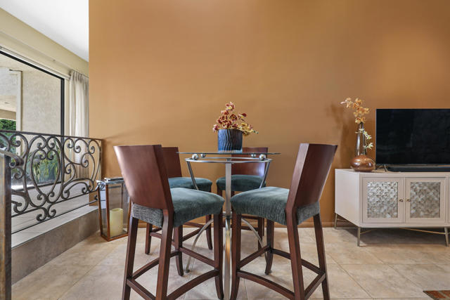 45550 Navajo Road, Indian Wells CA: https://media.crmls.org/mediaz/23b30e7e-9d40-4b5b-b7a5-b38fe1c55efa.jpg